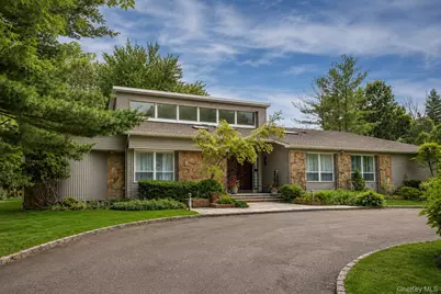27 Windemere Way, Woodbury, NY 11797 - Photo 1