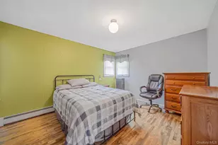 38 W 1st St, Ronkonkoma, NY 11779 - Photo 12