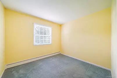 38 W 1st Street, Ronkonkoma, NY 11779 - Photo 10