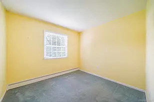 38 W 1st St, Ronkonkoma, NY 11779 - Photo 10