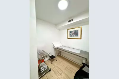 4010 Forley Street, Elmhurst, NY 11373 - Photo 12