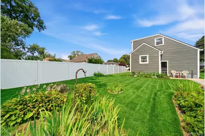 235 N 7th Street, Lindenhurst, NY 11757 - Photo 26