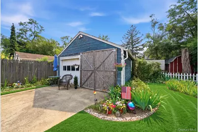 235 N 7th Street, Lindenhurst, NY 11757 - Photo 28