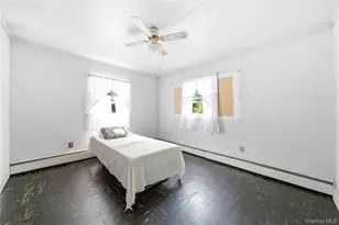235 N 7th St, Lindenhurst, NY 11757 - Photo 14