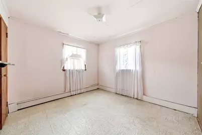 235 N 7th Street, Lindenhurst, NY 11757 - Photo 10