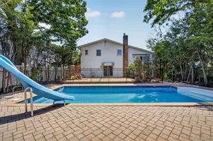 1671 Noble St, East Meadow, NY 11554 - Photo 48