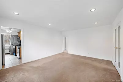 252-38 60th Avenue L #591, Little Neck, NY 11362 - Photo 6