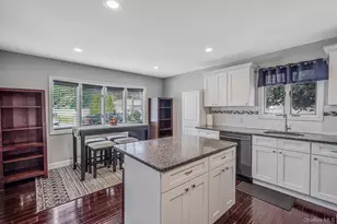 11 Mallard Ave, Selden, NY 11784 - Photo 10