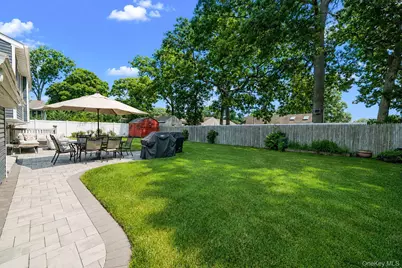 11 Mallard Avenue, Selden, NY 11784 - Photo 24