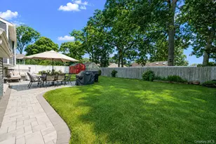 11 Mallard Ave, Selden, NY 11784 - Photo 24