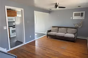 49 Noble St, North Babylon, NY 11703 - Photo 4