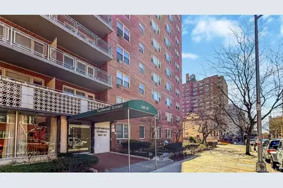 160-10 89th Avenue #9E, Jamaica, NY 11432 - Photo 4