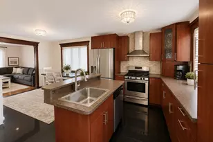 1626 Bayview Ave, Bronx, NY 10465 - Photo 4
