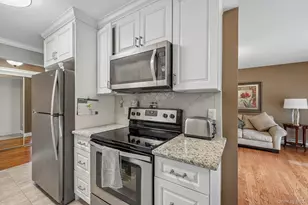 1 Germonds Village, Nanuet, NY 10954 - Photo 16