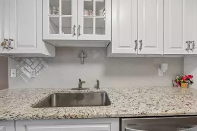 1 Germonds Village #5, Nanuet, NY 10954 - Photo 14