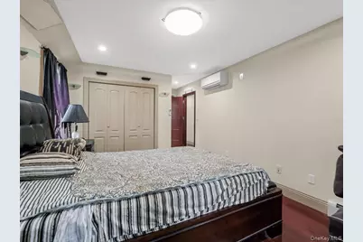 24560 61st Avenue, Little Neck, NY 11362 - Photo 20