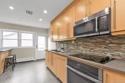 964 Cranford Avenue, Woodmere, NY 11581 - Photo 8