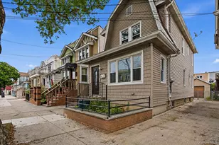 101-39 110th St, Richmond Hill, NY 11419 - Photo 2