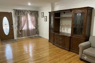 105-06 221st St, Queens Village, NY 11429 - Photo 6