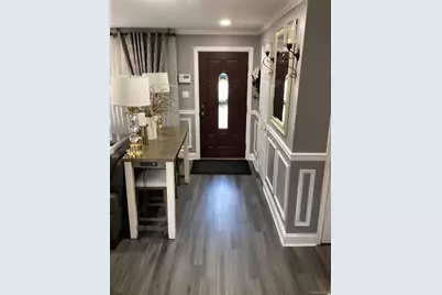 512 Fenimore Avenue, North Babylon, NY 11703 - Photo 2