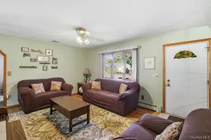 432 Wildwood Rd, Ronkonkoma, NY 11779 - Photo 8