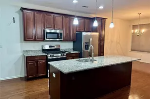 127 Meadow View Dr, Middletown, NY 10940 - Photo 4