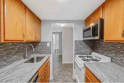 380 Fulton Street #G2, Farmingdale, NY 11735 - Photo 14