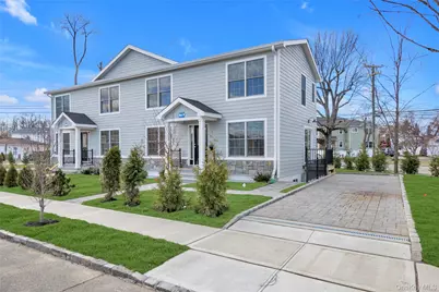 1 Manhasset Avenue #B, Port Washington, NY 11050 - Photo 2