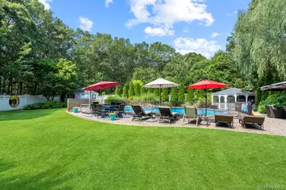 15 Victoria Court, Oakdale, NY 11769 - Photo 42