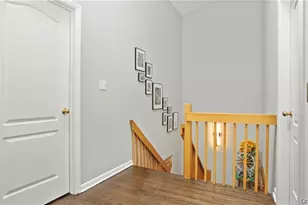 4 Pinewood Cir, White Plains, NY 10603 - Photo 12