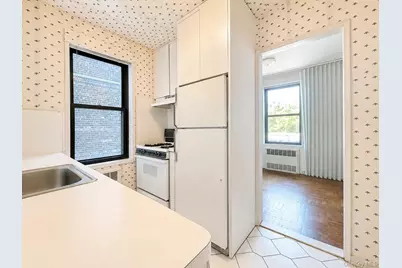 226-26 Union Turnpike #1F, Oakland Gardens, NY 11364 - Photo 10