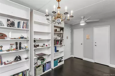 135 Post Avenue #6B, Westbury, NY 11590 - Photo 4