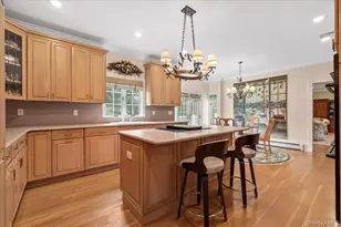 6 Briana Ct, East Moriches, NY 11940 - Photo 10