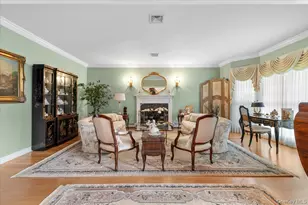 6 Briana Ct, East Moriches, NY 11940 - Photo 6