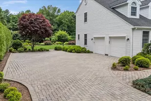 6 Briana Ct, East Moriches, NY 11940 - Photo 4