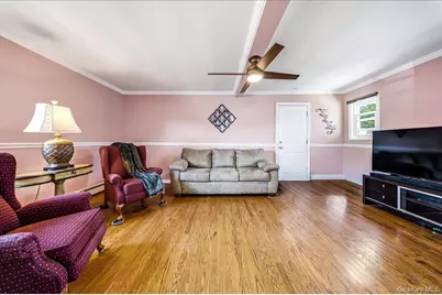29 Milton Road, Babylon, NY 11702 - Photo 12
