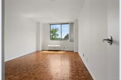 18 Shady Glen Court #403, New Rochelle, NY 10805 - Photo 16