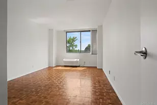 18 Shady Glen Ct, New Rochelle, NY 10805 - Photo 16