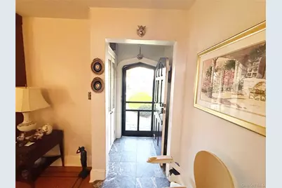 266 E Chester Street, Valley Stream, NY 11580 - Photo 14