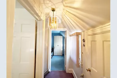 266 E Chester Street, Valley Stream, NY 11580 - Photo 28