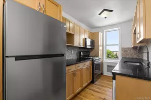 126 Church St, New Rochelle, NY 10805 - Photo 10