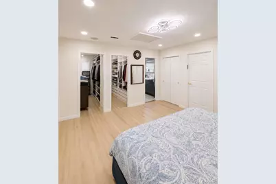 886 Woodmere Drive, Valley Stream, NY 11581 - Photo 16