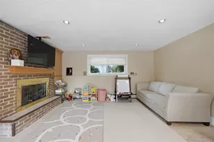 12 Alice Ln, Commack, NY 11725 - Photo 22