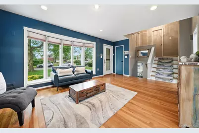 5 Delaware Avenue, Commack, NY 11725 - Photo 4