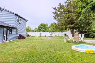 38 Tamarack Street, Central Islip, NY 11722 - Photo 34