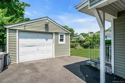 1159 Slabey Avenue, Valley Stream, NY 11580 - Photo 26