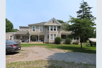 26 Rollstone Avenue, West Sayville, NY 11796 - Photo 4