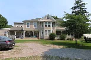 26 Rollstone Ave, West Sayville, NY 11796 - Photo 4