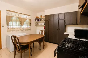 105 Carson Ave, Newburgh, NY 12550 - Photo 2