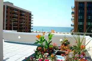 251 W Broadway, Long Beach, NY 11561 - Photo 12
